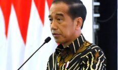 Tim Pembela Ulama dan Aktivis Minta agar Tunjukkan Ijazah  UGM, Ini Jawaban Jokowi Secara Langsung