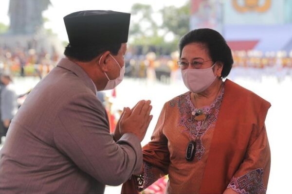 Presiden Prabowo Subianto dan Presiden ke-5 RI Megawati Soekarnoputri. (Instagram.com/@presidenmegawati)