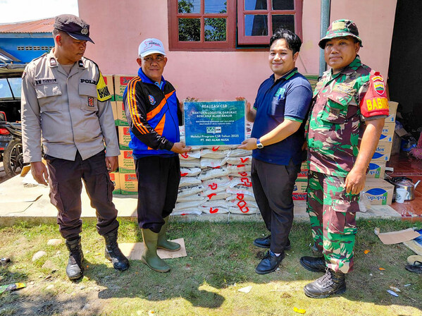 Musim Mas berkoordinasi erat dengan pemerintah kecamatan, kelurahan, dan relawan setempat dalam penyaluran bantuan, agar setiap lokasi terdampak dapat terjangkau dengan cepat dan merata