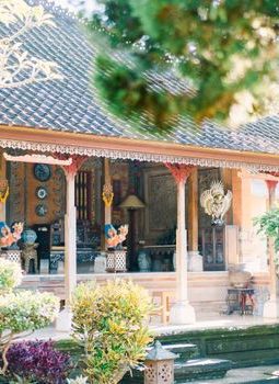 Rumah Bubungan Tinggi: Bertahan di Tengah Desakan Modernisasi Kalimantan Selatan