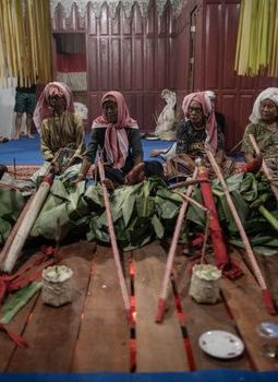 Baayun Mulud: Tradisi Membuai Harapan di Tanah Banjar yang Menawan