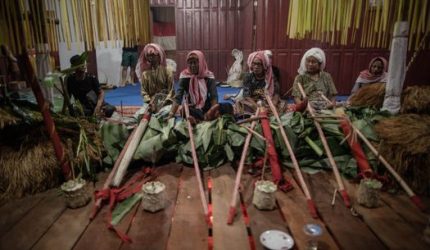 Baayun Mulud: Tradisi Membuai Harapan di Tanah Banjar yang Menawan
