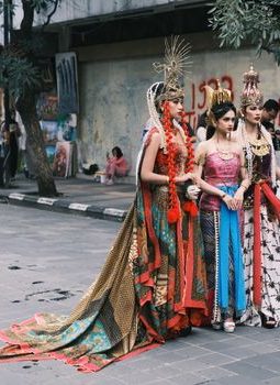 Pesona Raden: Merefleksikan Nilai Luhur Budaya Nusantara Hari Ini
