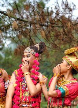 Raden: Mengintip Warisan Kisah Inspiratif yang Abadi dalam Budaya Kita