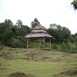 Makam Datu Mabrur di Teluk Kepayang, Kalimantan Selatan, menjadi pusat ziarah yang tak pernah sepi. Tempat ini merupakan situs penting yang merefleksikan jejak dakwah dan kearifan seorang ulama besar di tanah Borneo.